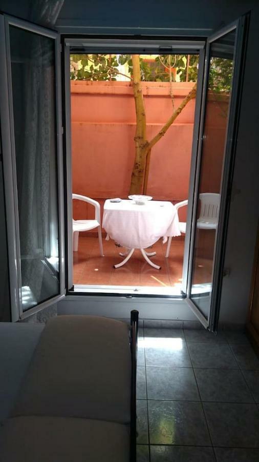 Lazarus Apartments Monemvasía Zewnętrze zdjęcie